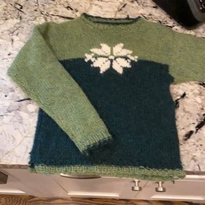 Hand knit Lopi sweater girls size 8